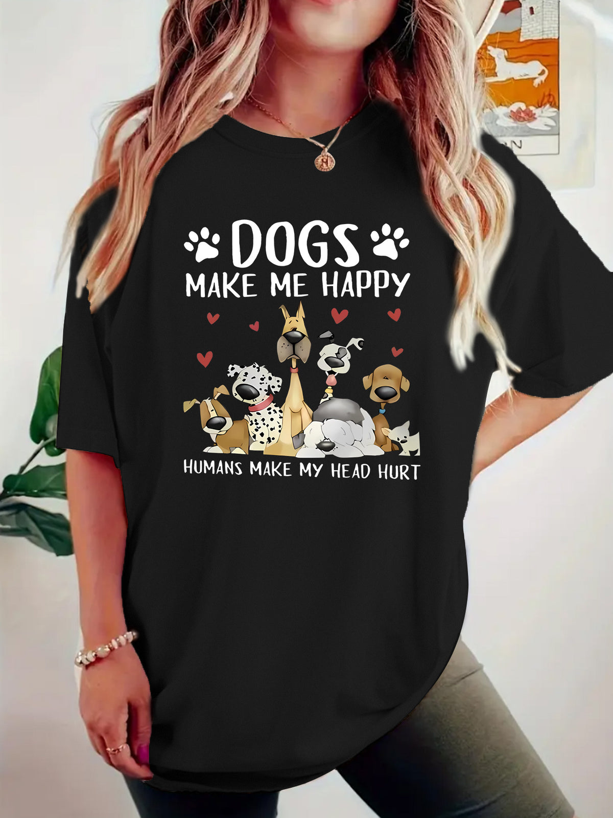 Camiseta de mujer estampada con diseño de perros en color negro