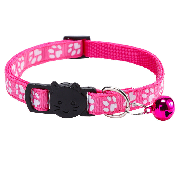 Collar ajustable para gato con cascabel y huellas