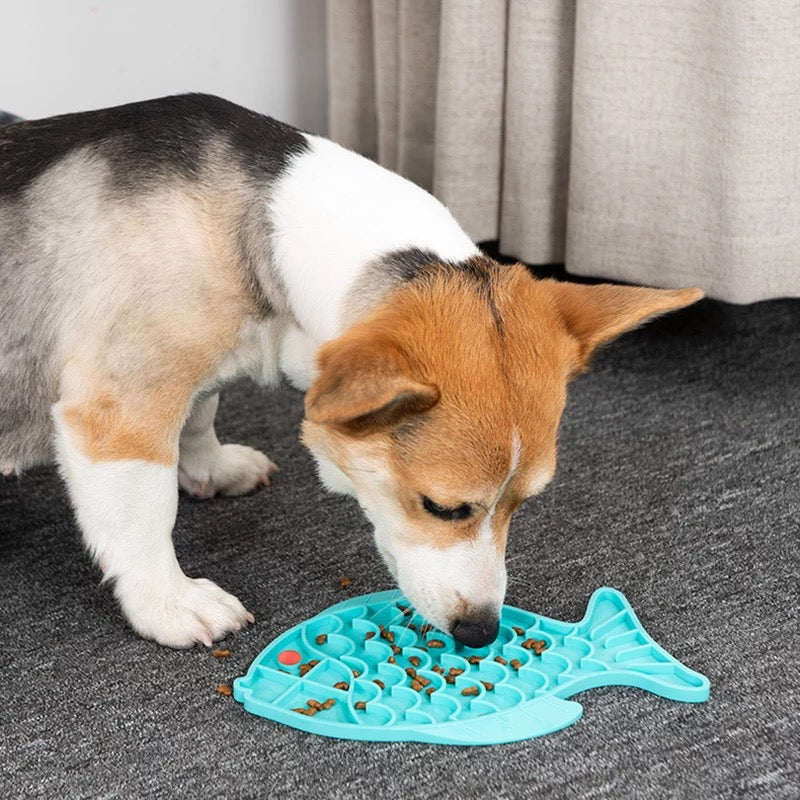 Comedero interactivo Pawsome Pets New York con forma de pez
