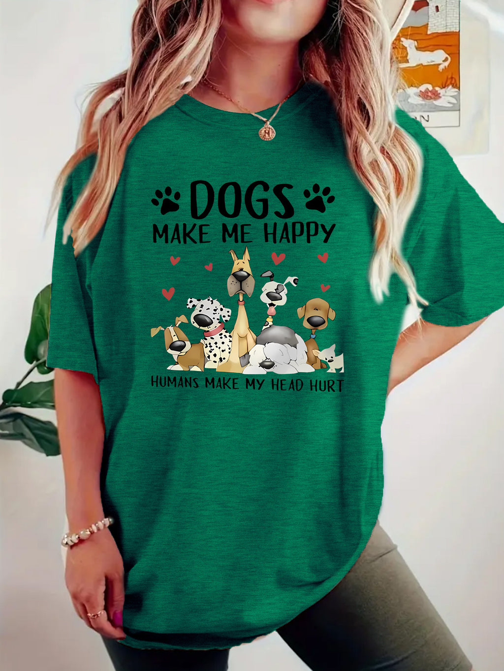 Camiseta de mujer estampada con diseño de perros – Verde prado