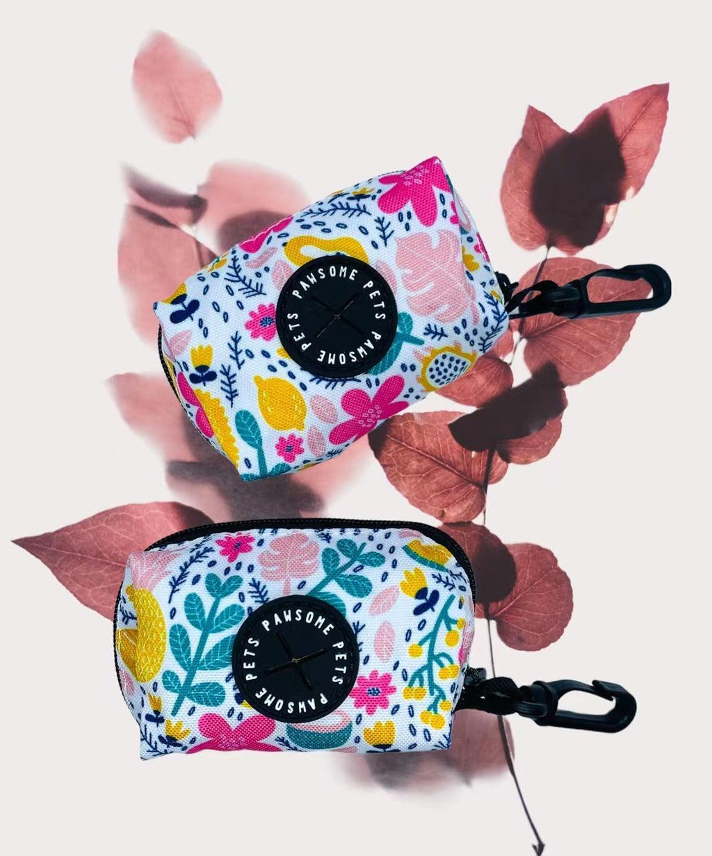 Portabolsas para perro estampado floral | Pawsome Pets New York