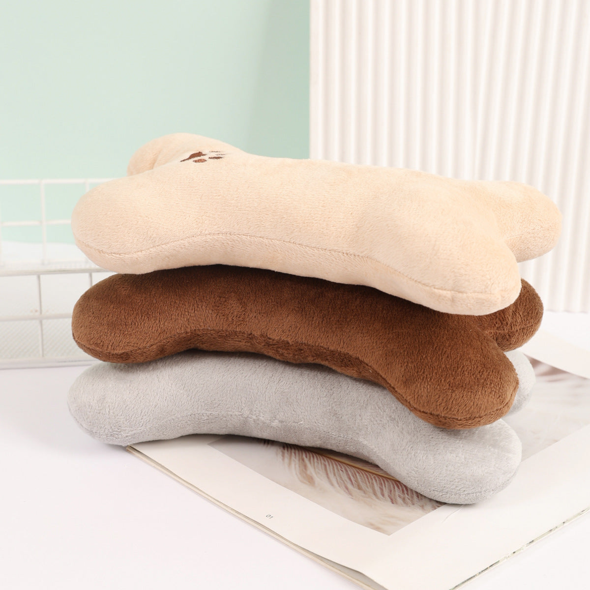 Juguete de peluche en forma de hueso para perros y gatos