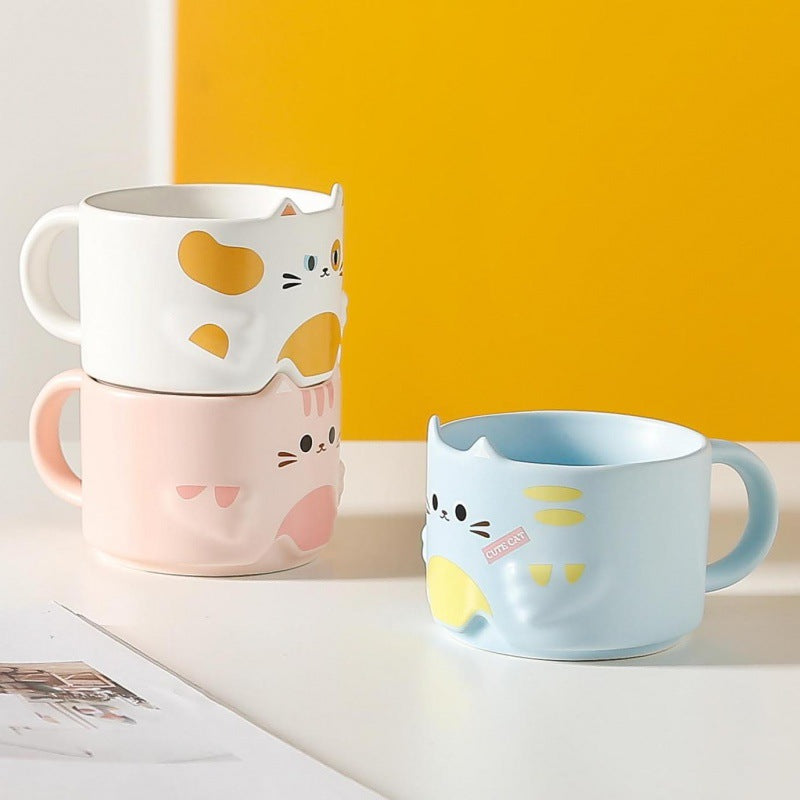 Taza de cerámica con gato de dibujos animados