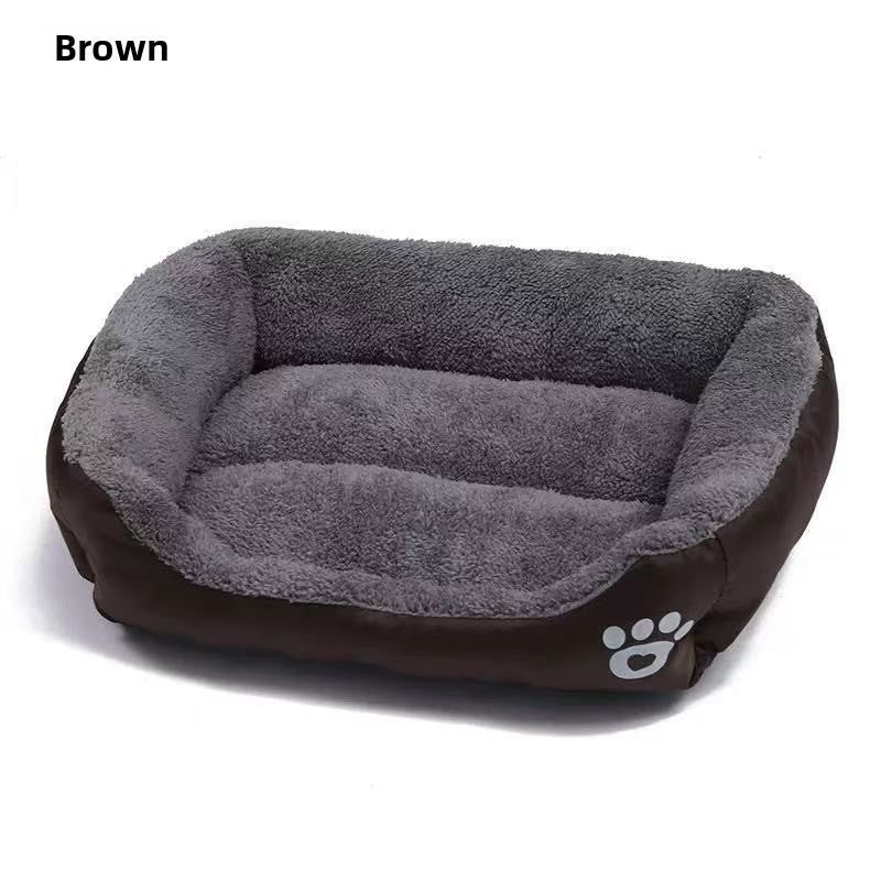 Cama de terciopelo suave y cálida para perros y gatos