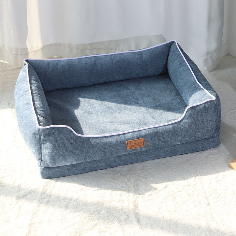 Cama tipo sofá acolchada para perros