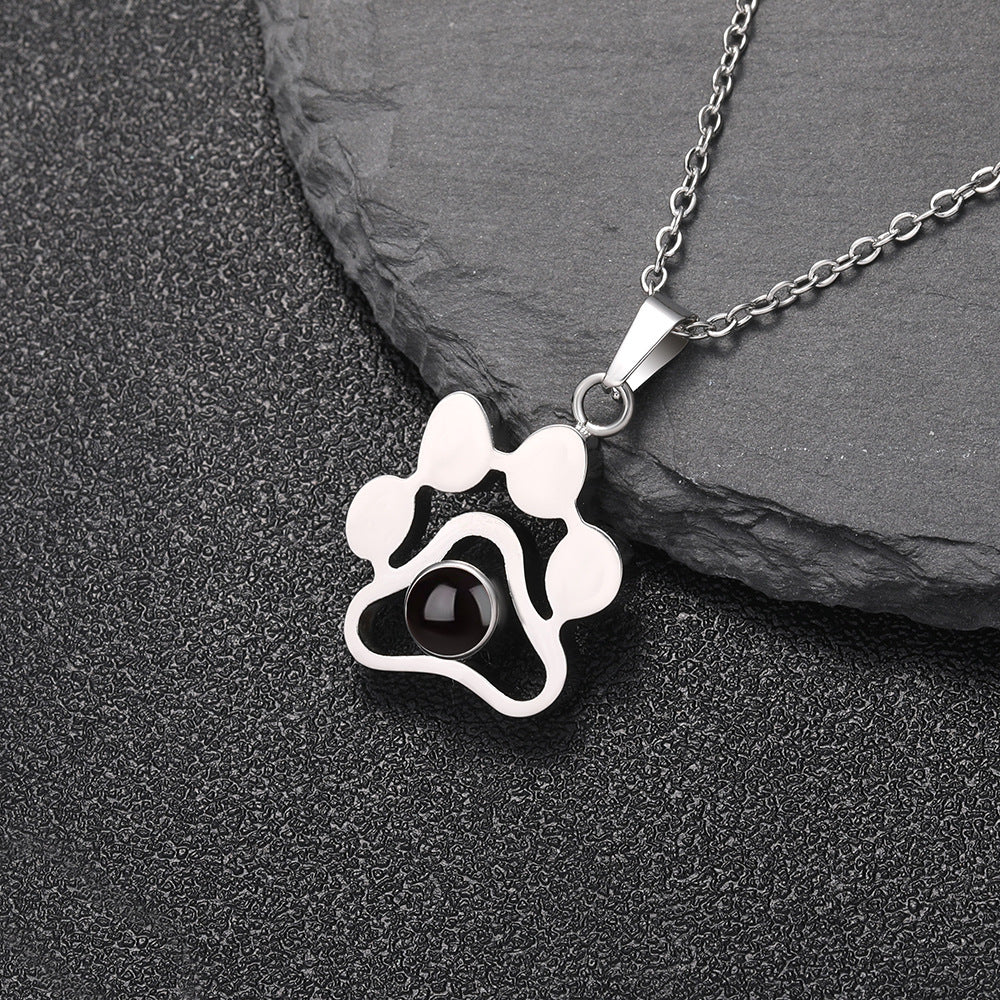 Collar con colgante de huella de perro «Te quiero» en varios idiomas