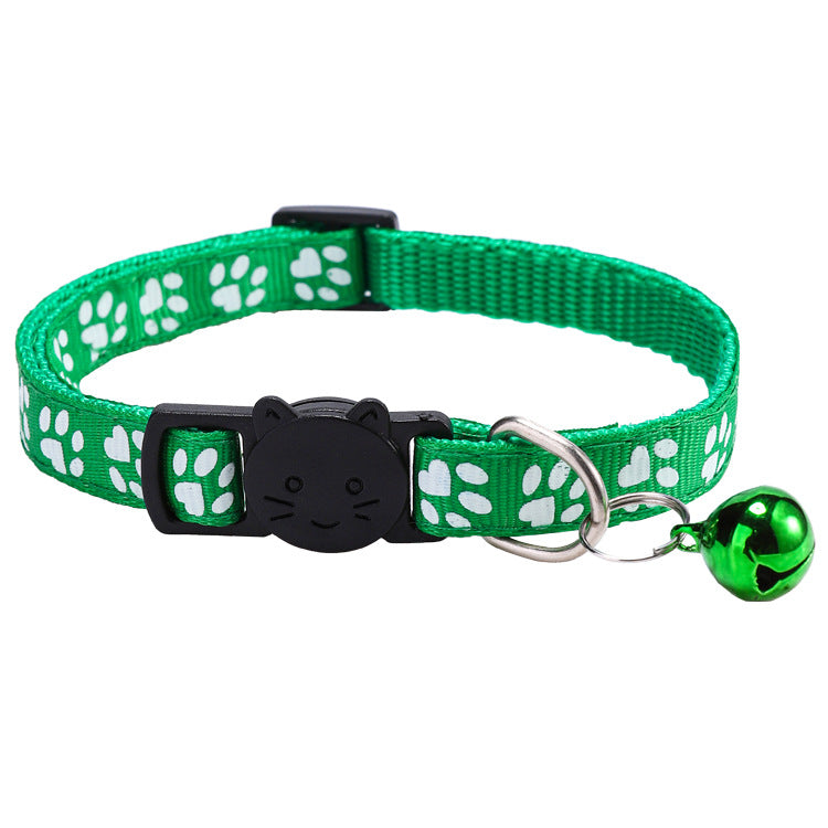 Collar ajustable para gato con cascabel y huellas