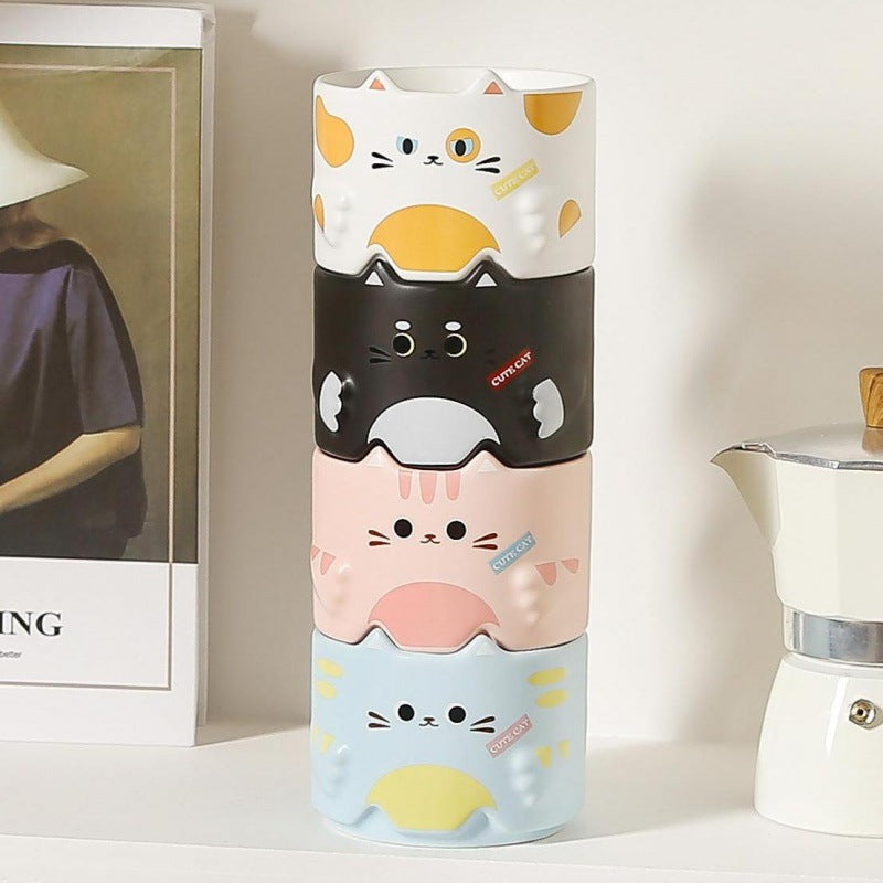 Taza de cerámica con gato de dibujos animados