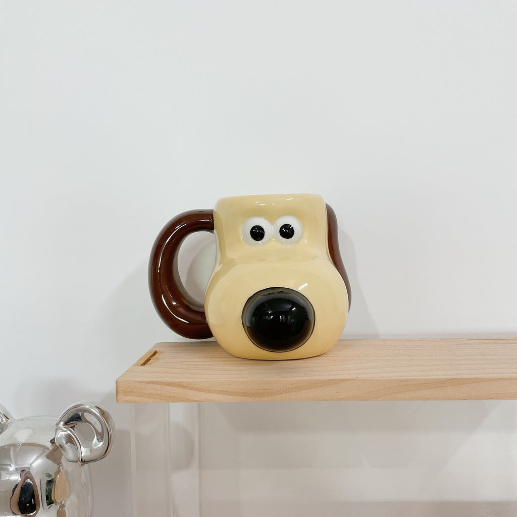 Taza de cerámica pintada a mano con perro y palmeras