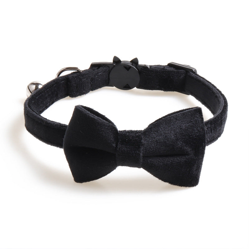 Collar de terciopelo con lazo para perros y gatos