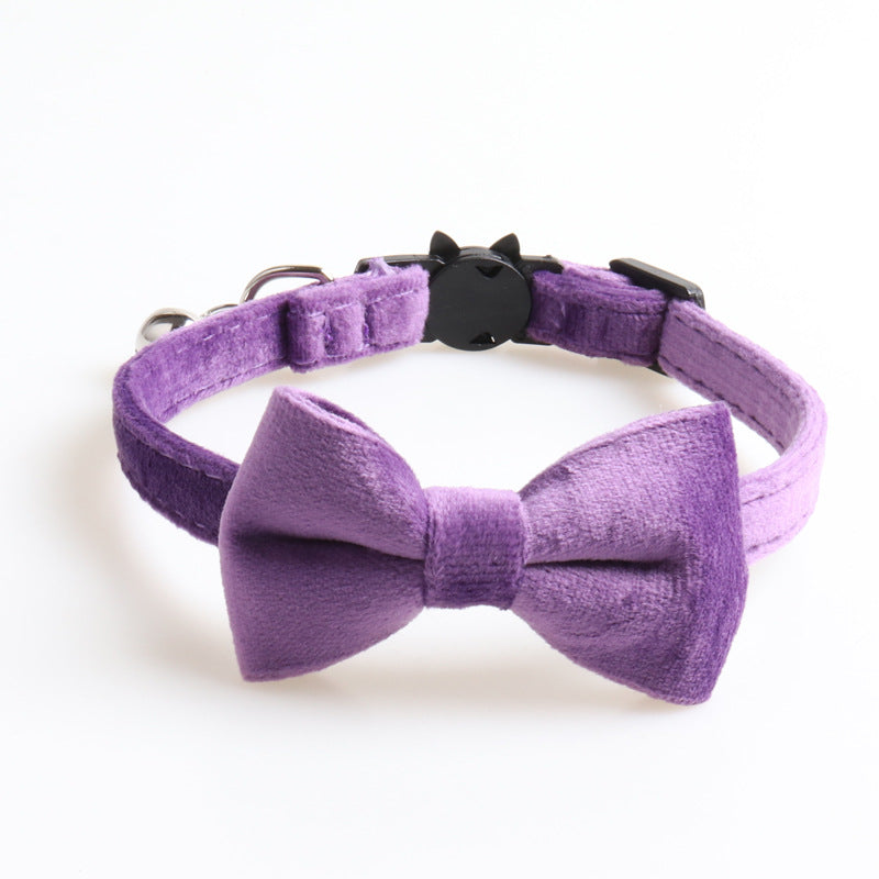 Collar de terciopelo con lazo para perros y gatos
