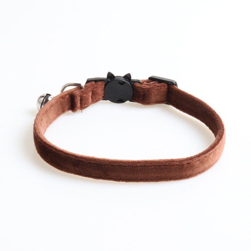 Collar de terciopelo con lazo para perros y gatos