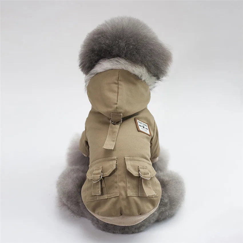 Abrigo de invierno con capucha para perros y gatos