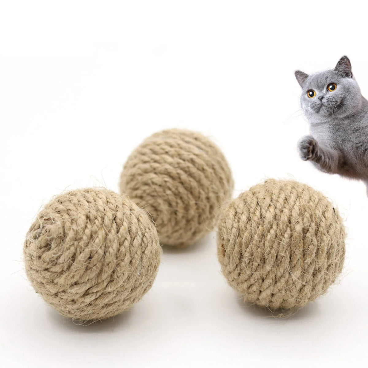 Pelota interactiva de sisal para gatos, foto 3 de 5