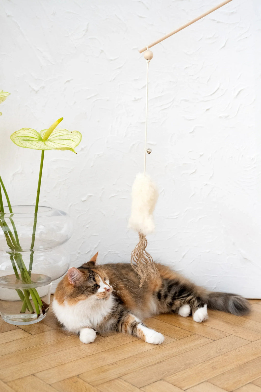 Juguete para gatos Mellow de lana con forma de pez