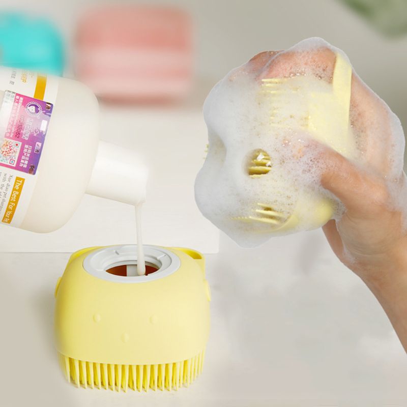 Cepillo de baño de silicona con dispensador de champú