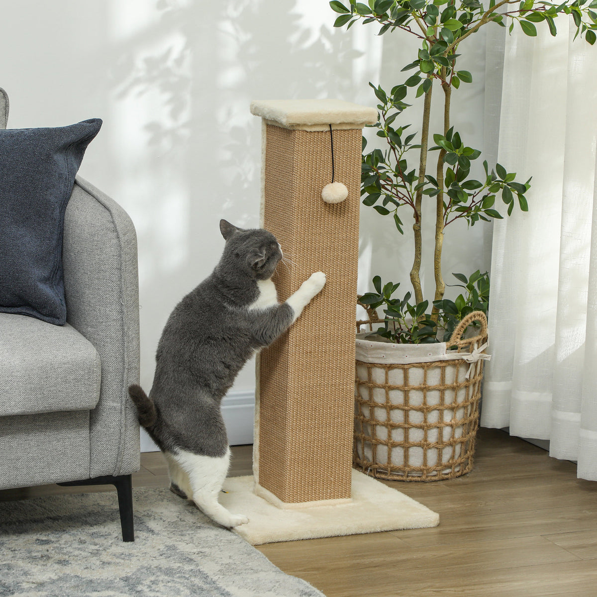 Rascador para gatos con poste de sisal y bola beige