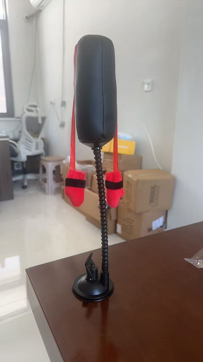 Juguete interactivo con muelle para gatos