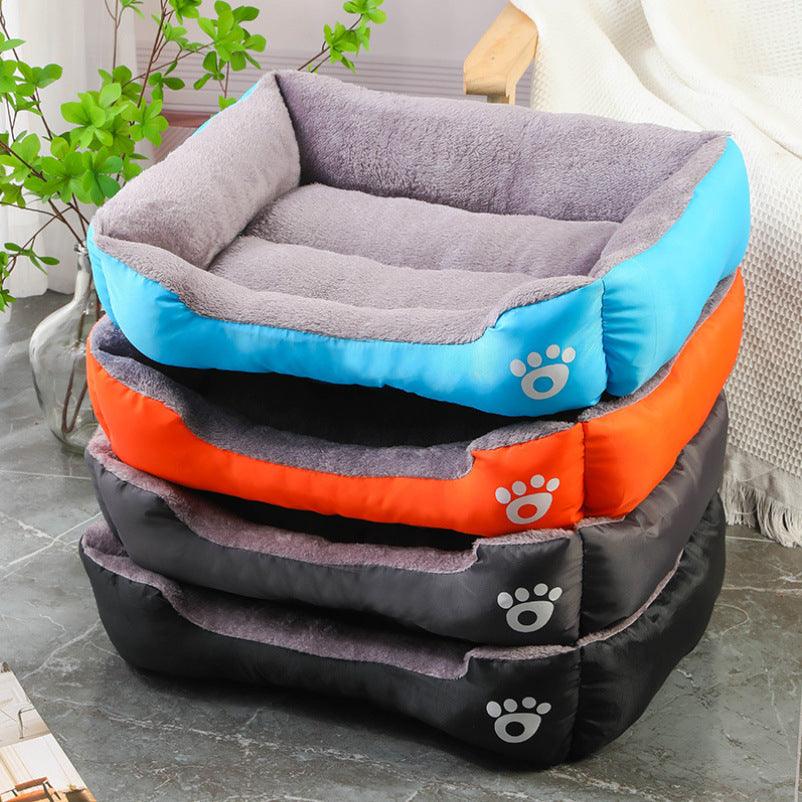 Cama de terciopelo suave y cálida para perros y gatos