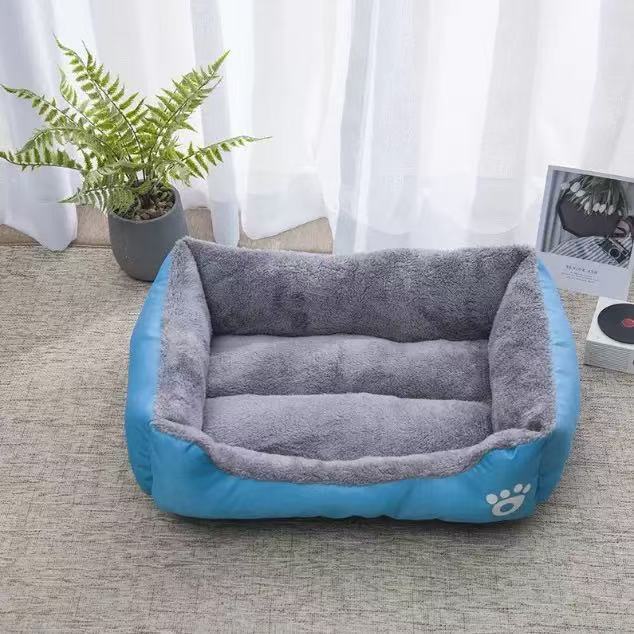 Cama de terciopelo suave y cálida para perros y gatos