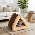 Cama 2 en 1 con túnel de juego y gatito gris en salón escandinavo