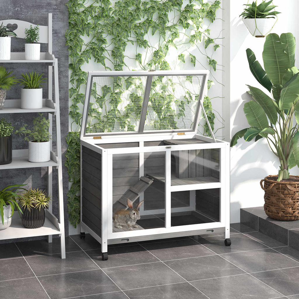 Conejera de interior de madera con ruedas