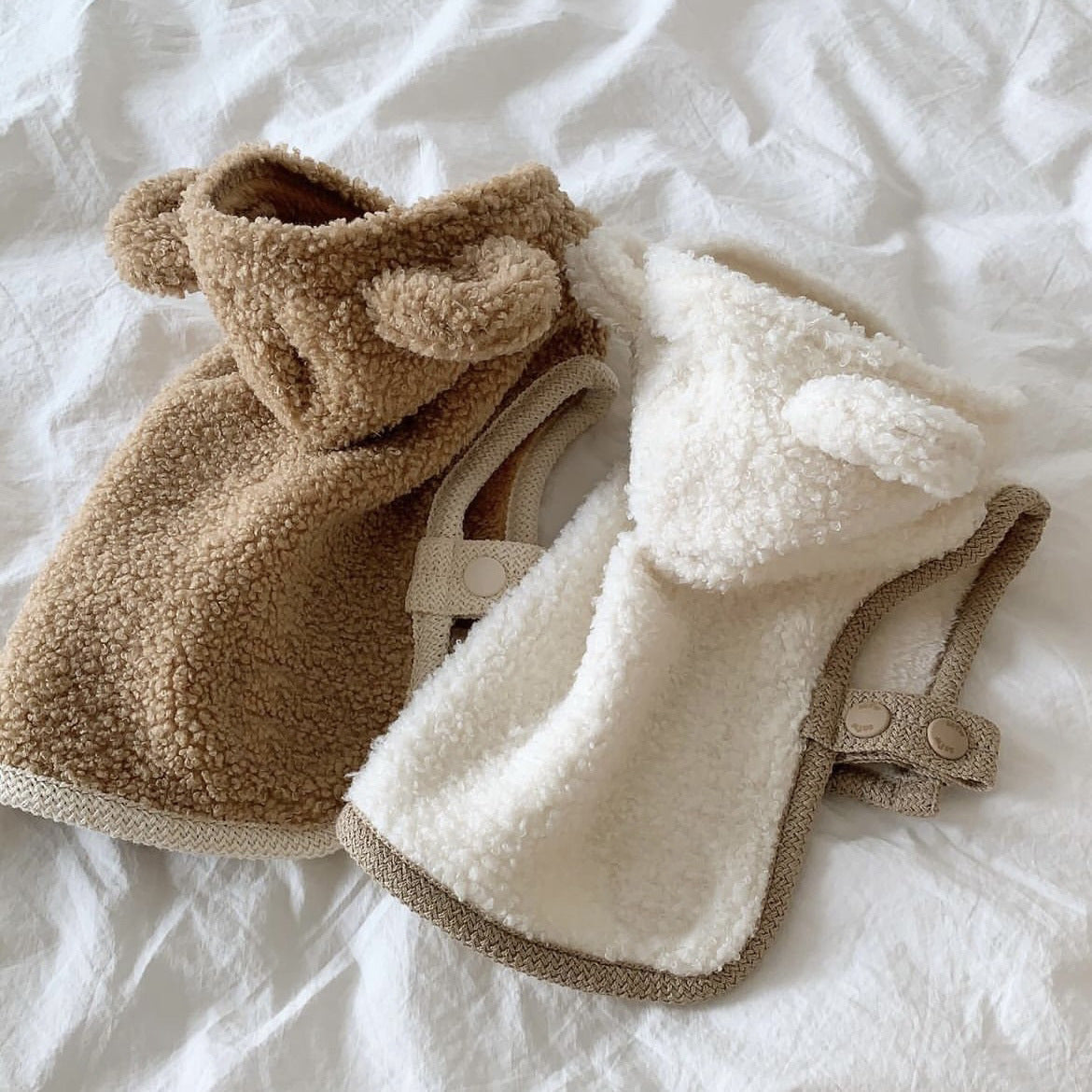 Capa cálida de invierno para perros y gatos